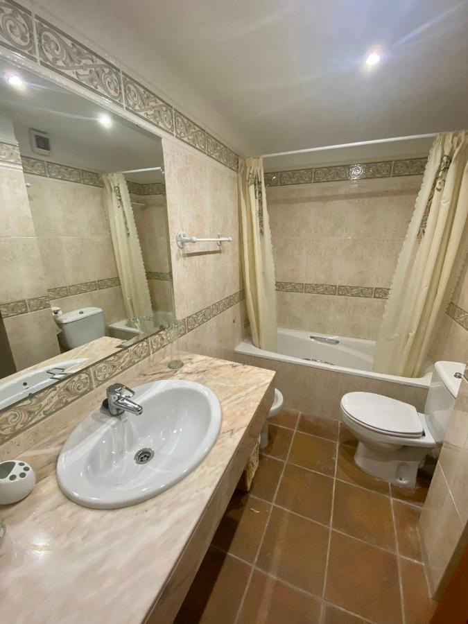Cal Cuaresma Villa Isona Exteriör bild