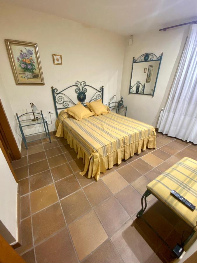 Cal Cuaresma Villa Isona Exteriör bild
